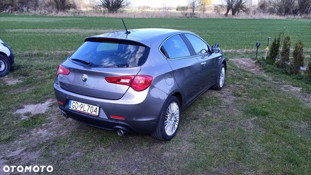 Alfa Romeo Giulietta 2.0 JTDM Exclusive TCT EU6 - 2