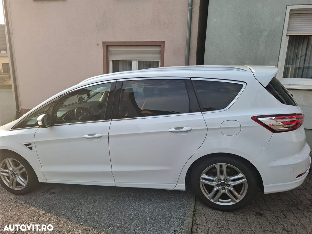 Ford S-Max 2.0 TDCi Powershift Titanium - 4