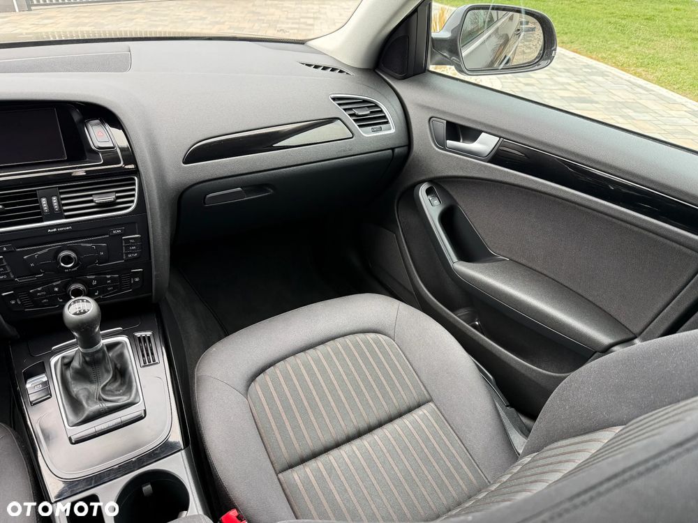 Audi A4 Limousine 1.8 TFSI S line Sportpaket (plus) - 17