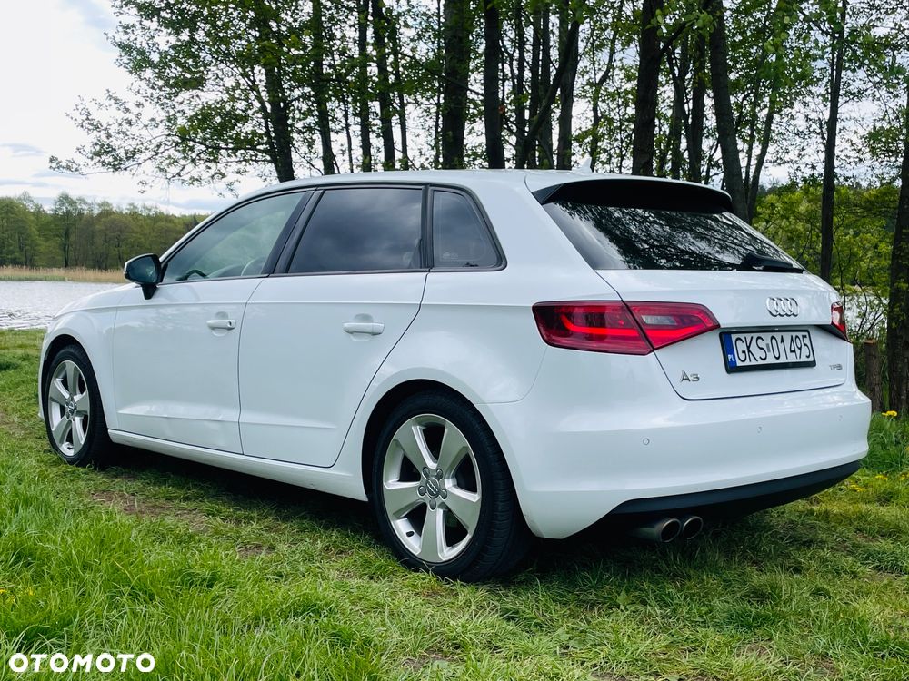 Audi A3 Sportback 1.8 TFSI Attraction S tronic - 4