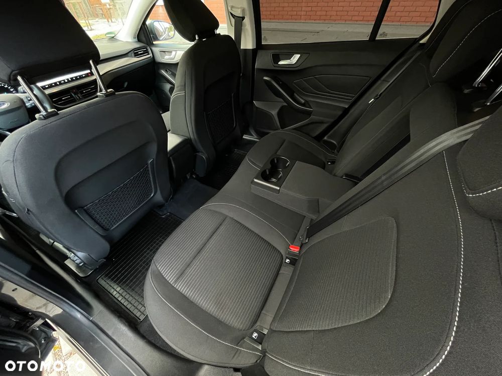 Ford Focus 1.5 EcoBlue Start-Stopp-System TITANIUM STYLE - 37