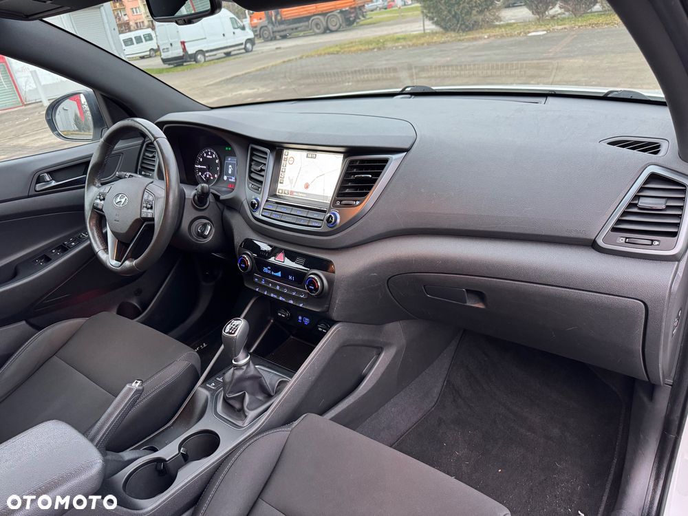 Hyundai Tucson 1.6 GDi 2WD Select - 15