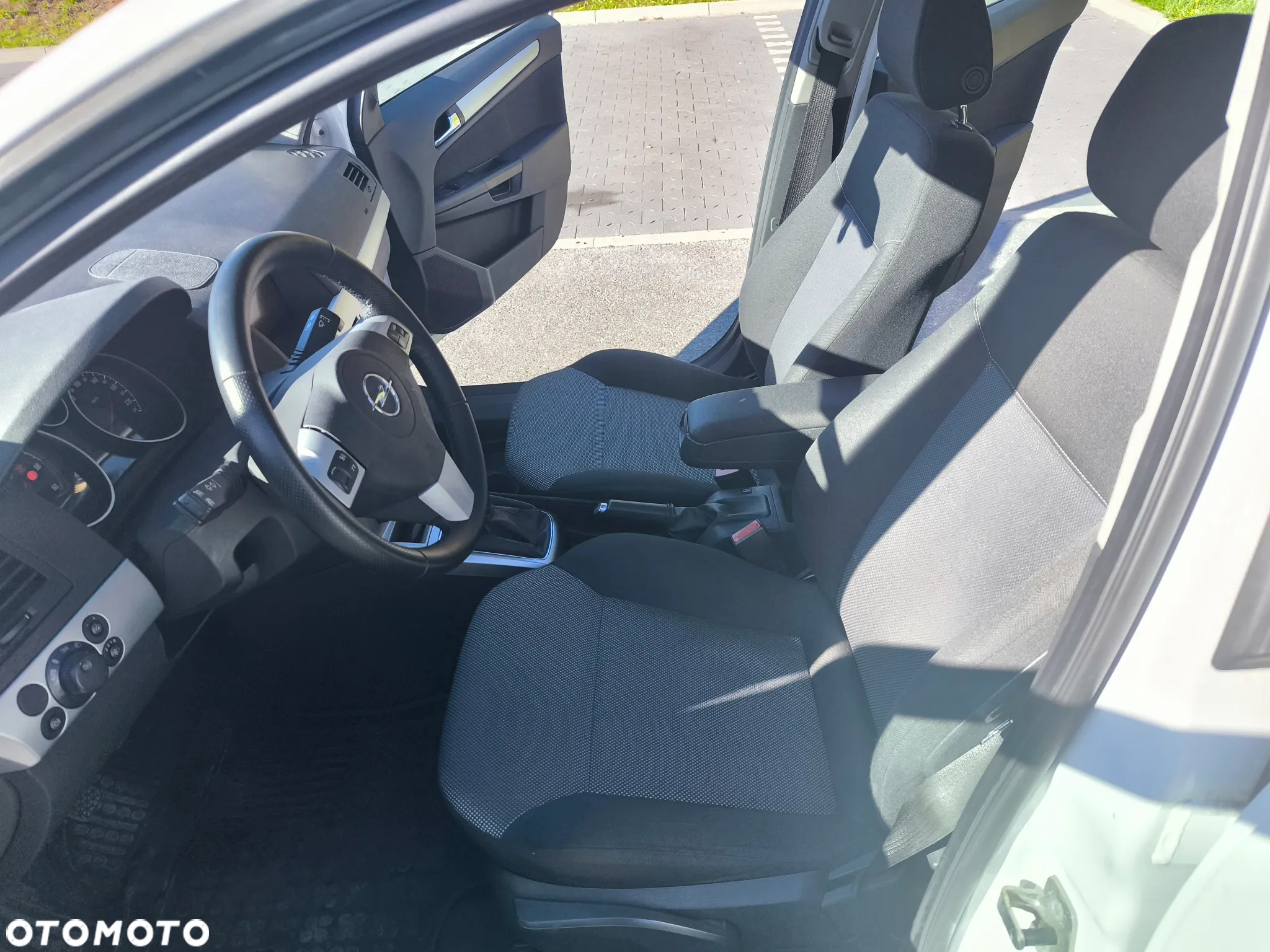 Opel Astra III 1.7 CDTI - 11