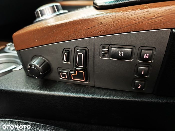 BMW Seria 7 730Ld - 31