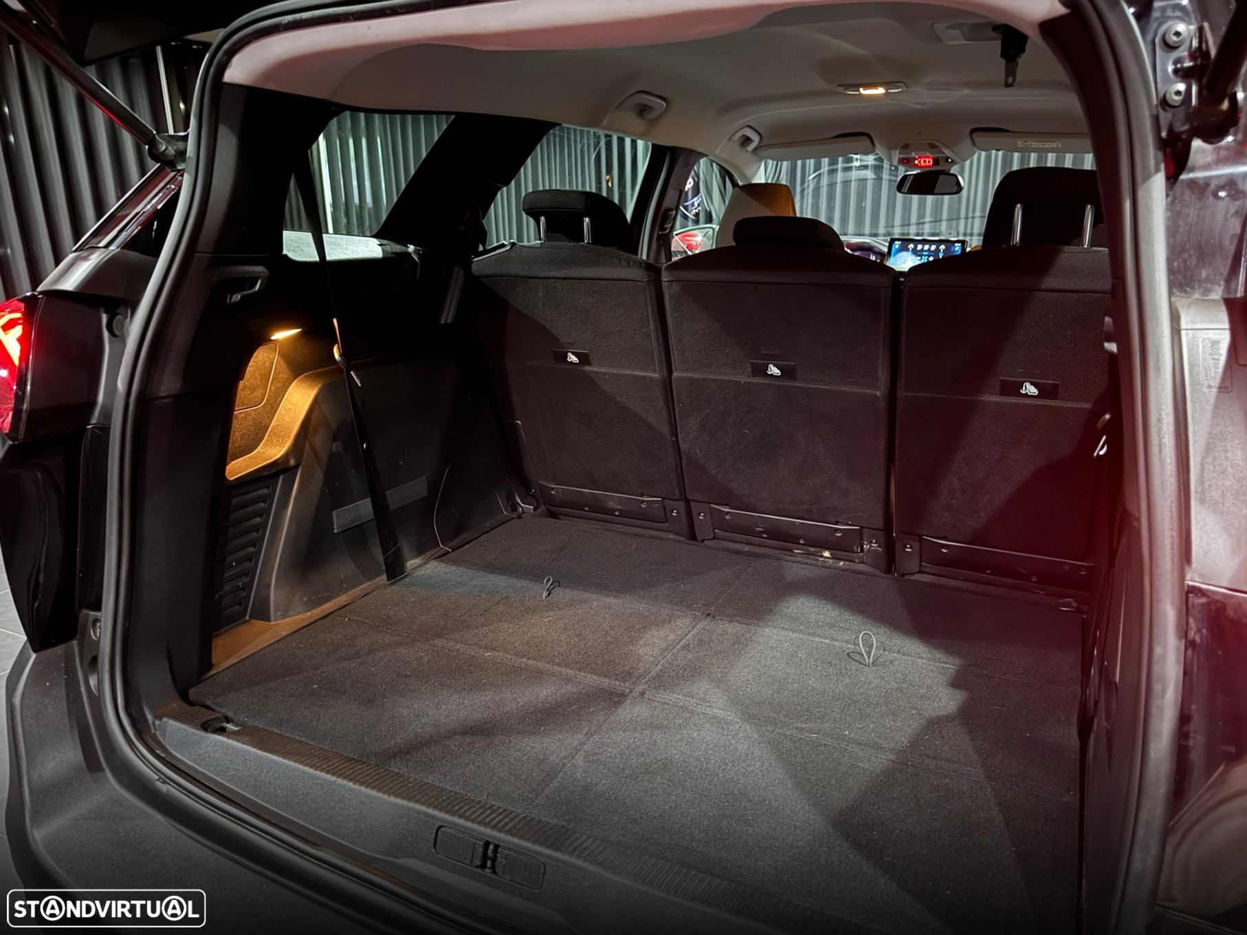 Peugeot 5008 1.2 PureTech Allure Pack EAT8 - 35
