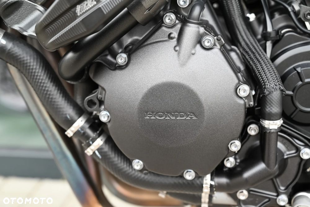 Honda CB - 38
