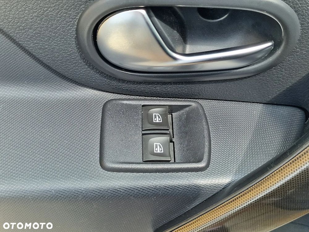 Dacia Sandero Stepway - 12