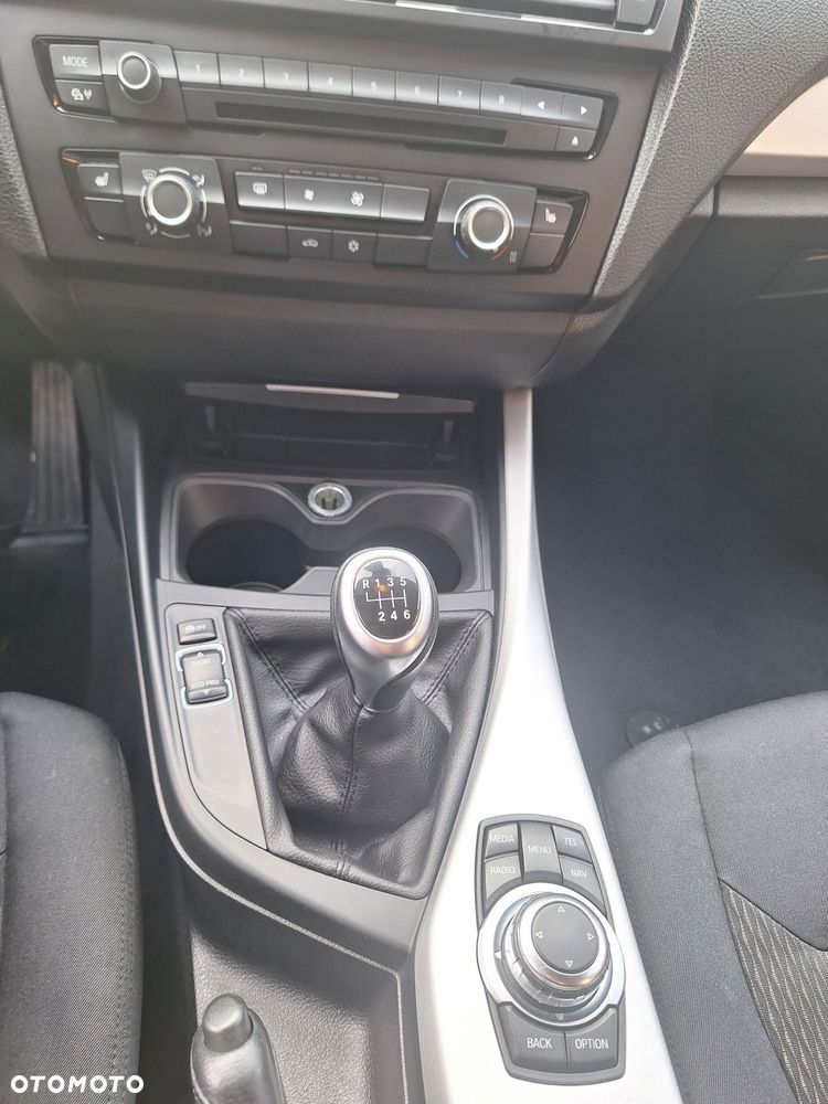 BMW Seria 1 116i Sport Line - 21