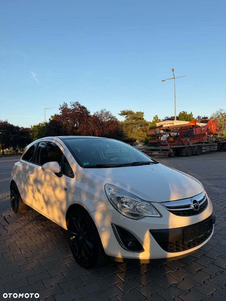 Opel Corsa - 1