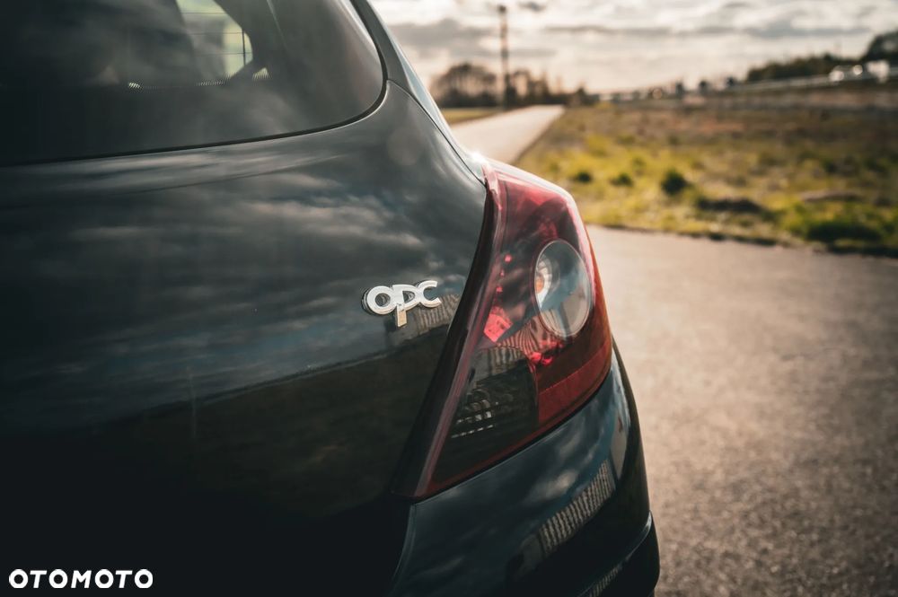 Opel Corsa 1.4 16V Sport - 19