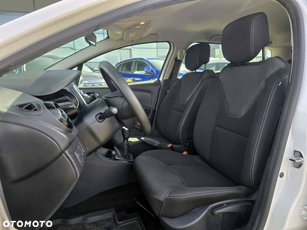 Renault Clio - 14