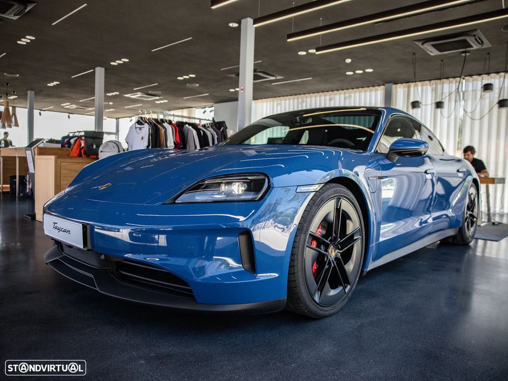 Porsche Taycan - 1