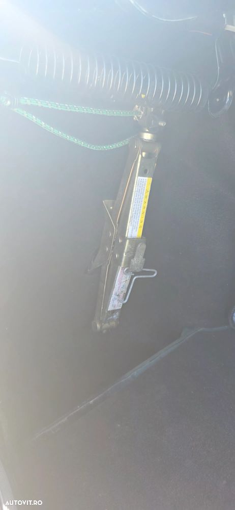 Dacia Logan 1.4 MPI Laureate Plus - 10