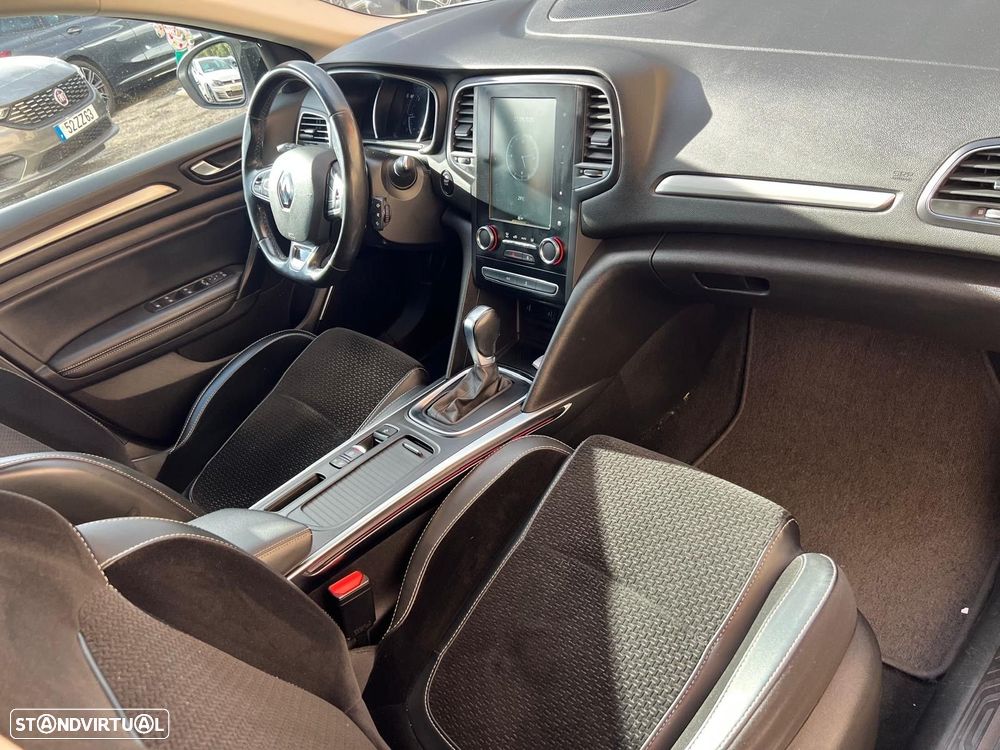 Renault Mégane 1.5 Blue dCi Bose Edition EDC - 6