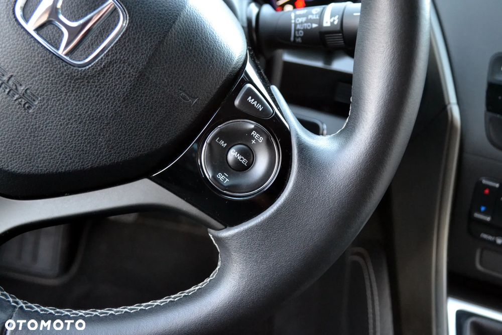Honda Civic 1.8 i-VTEC Comfort - 28