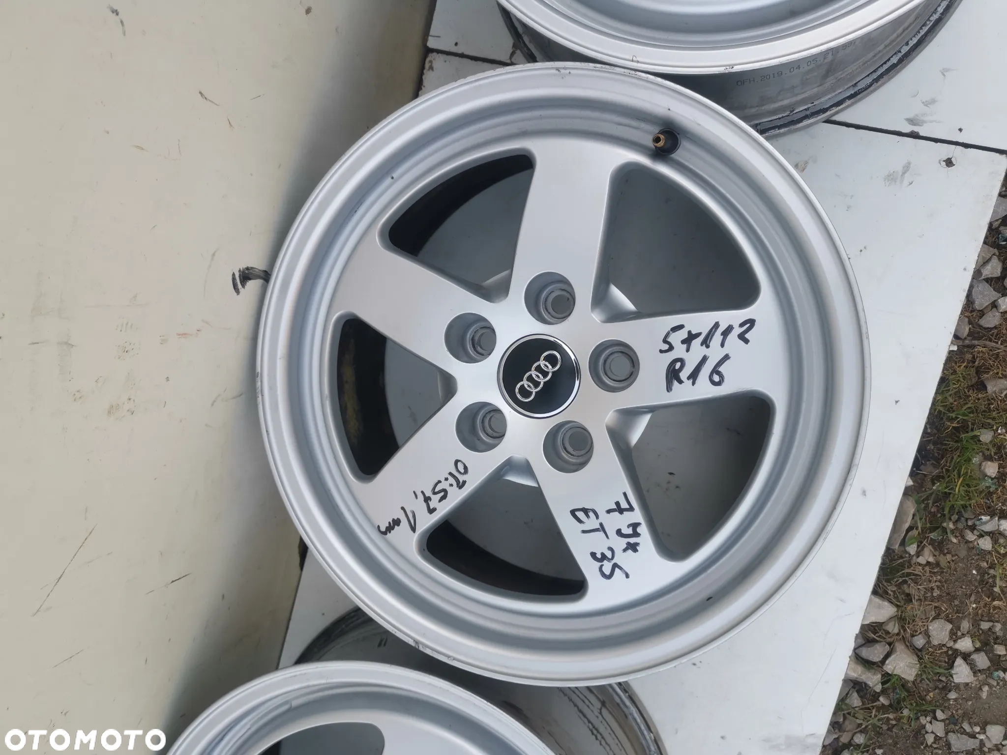 ALUFELGI ORYGINAŁ AUDI VW SKODA SEAT  5X112 R16 ET35 7Jx Otwór 57,1 mm - 5
