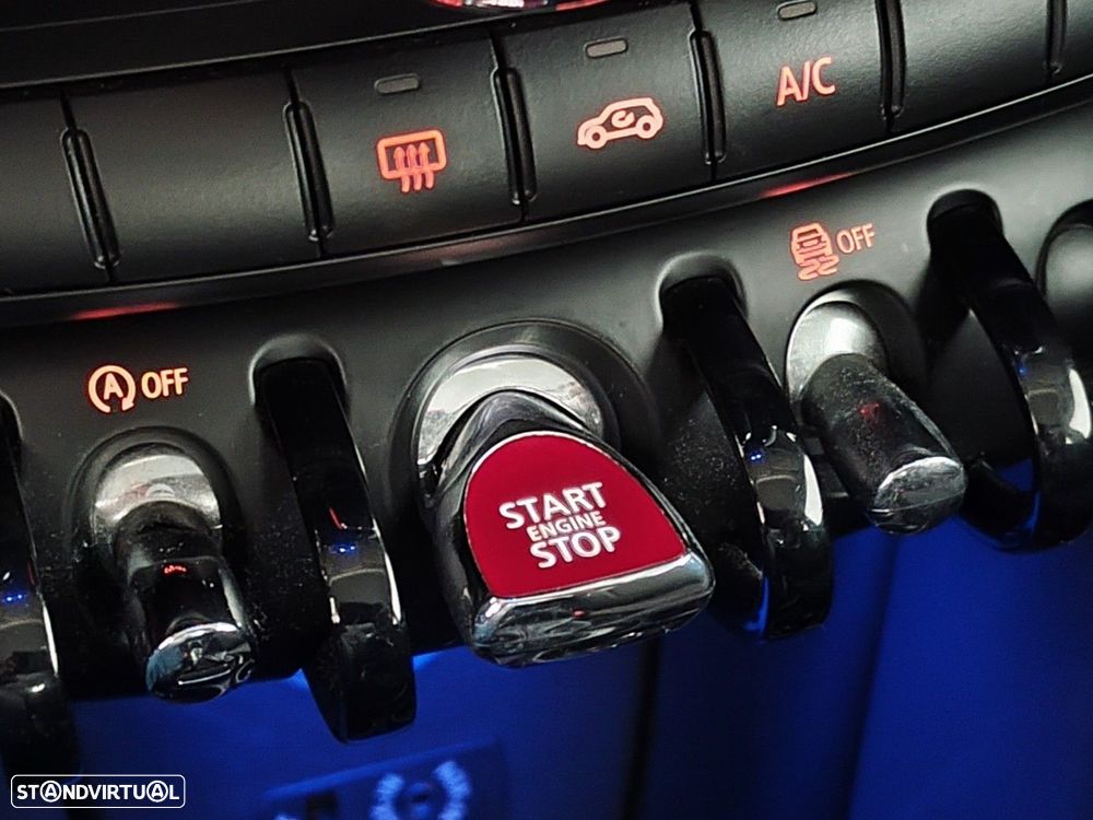 MINI 3 Portas One - 29