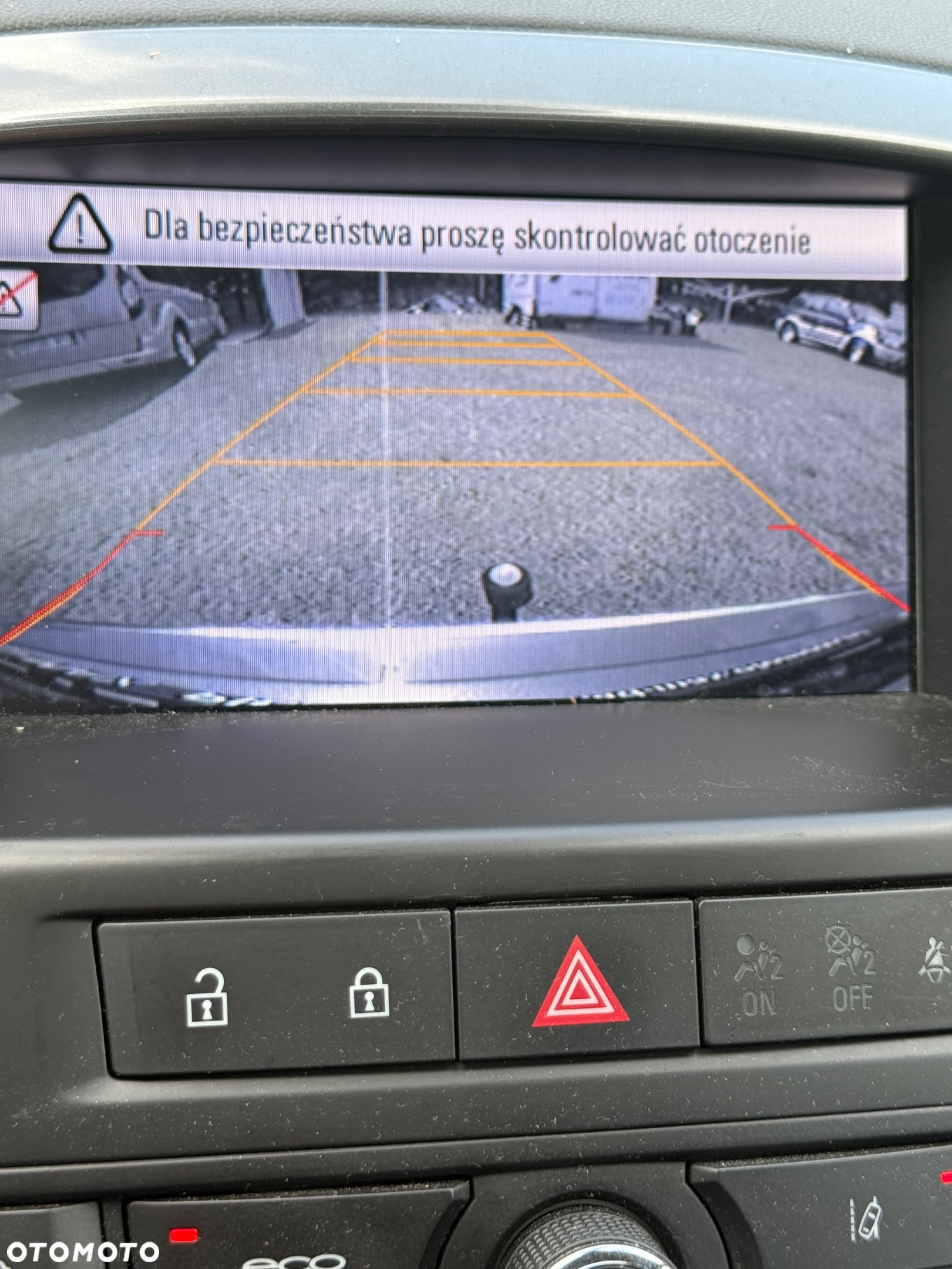 Opel Astra 1.7 CDTI DPF Cosmo - 17