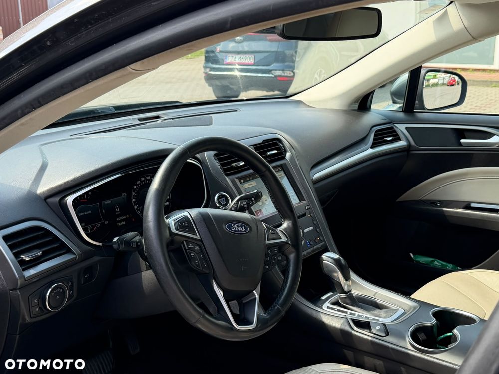 Ford Mondeo 2.0 TDCi Titanium PowerShift - 12
