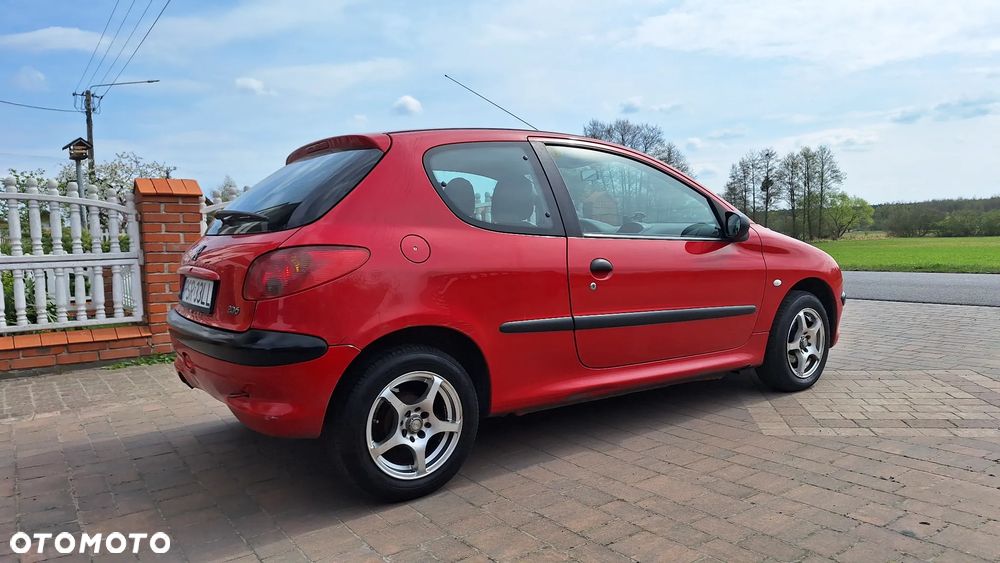 Peugeot 206 1.1 Color-Line - 3