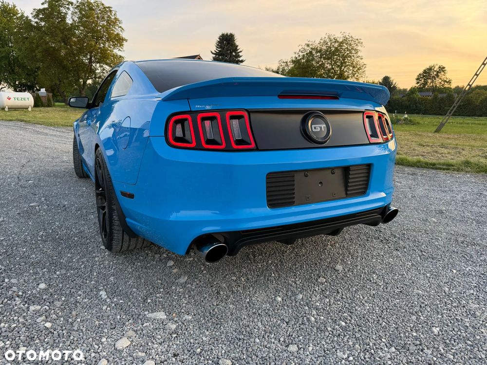 Ford Mustang 5.0 V8 GT Premium - 10