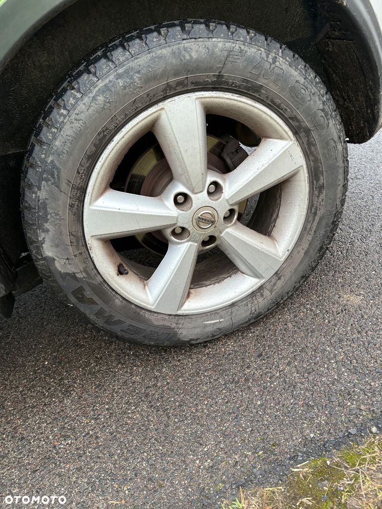 Nissan Qashqai 2.0 dCi 4x4 Tekna - 23