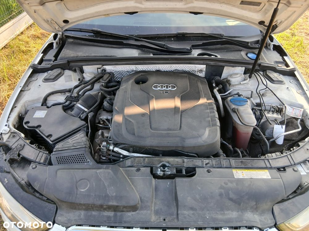 Audi A4 Avant 2.0 TDI Multitronic - 9