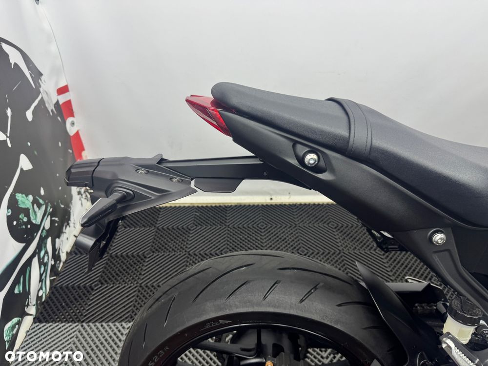 Yamaha MT - 29