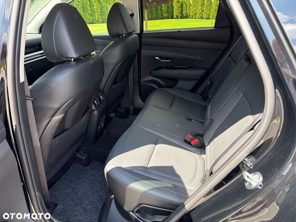 Hyundai Tucson 1.6 CRDi 48V-Hybrid 4WD DCT Prime - 11