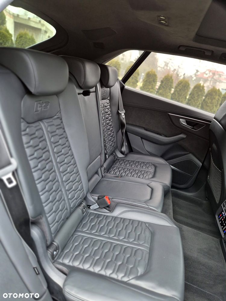 Audi RS Q8 - 22