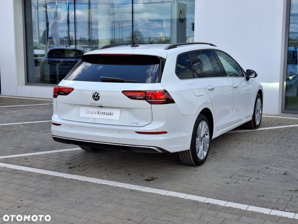 Volkswagen Golf Variant - 8