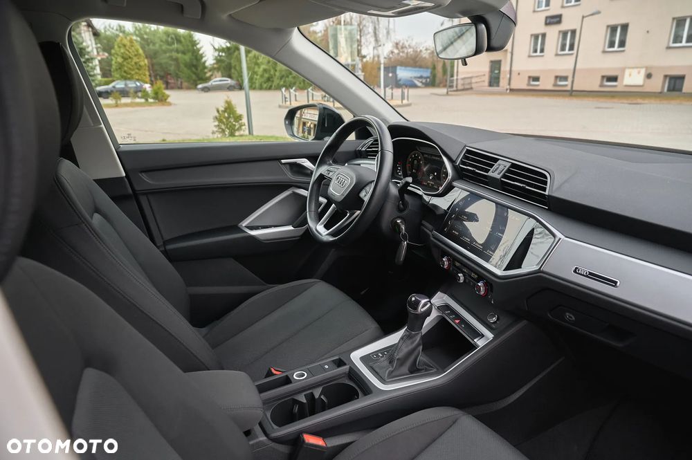 Audi Q3 35 TFSI S tronic - 29