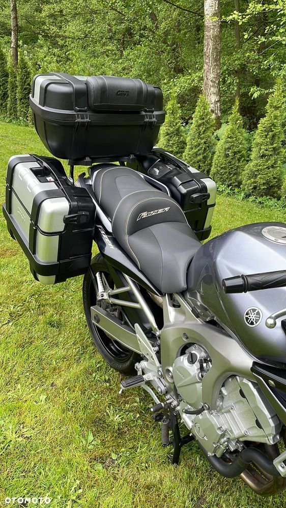 Yamaha FZ6 - 12