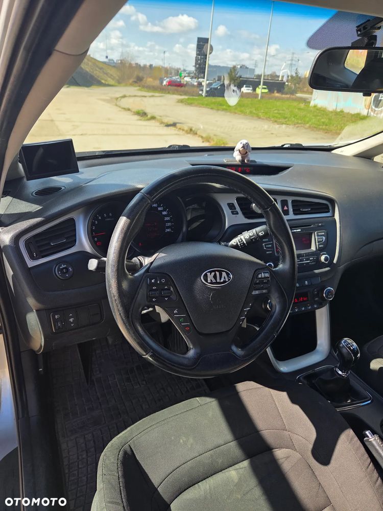Kia Ceed 1.6 CRDi L - 9