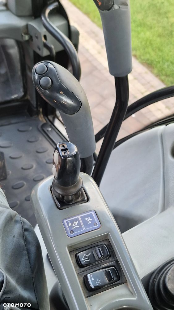 Valtra T 121 HiTech  6.6 Sisu 135 koni 2010 rok, świeżo sprowadzony , 131, 151, 120, 130 - 12