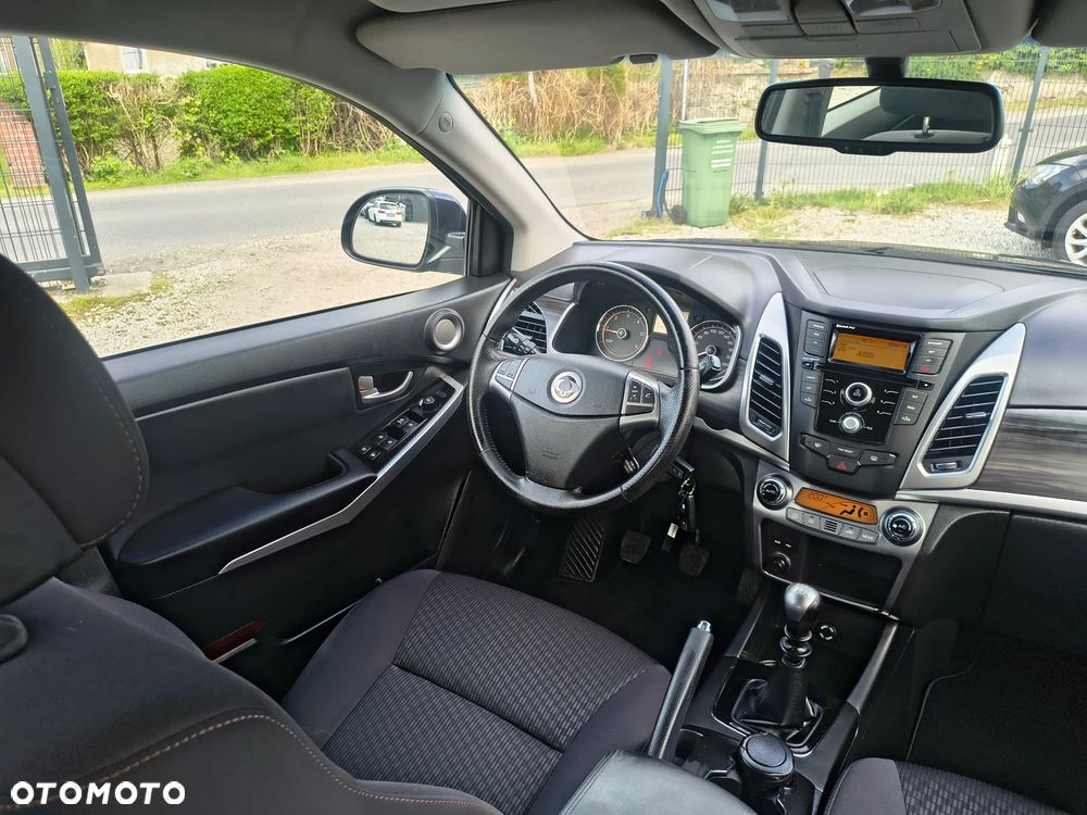 SsangYong/KGM Korando 2.0 E-XDi DPF 4WD Quartz - 24