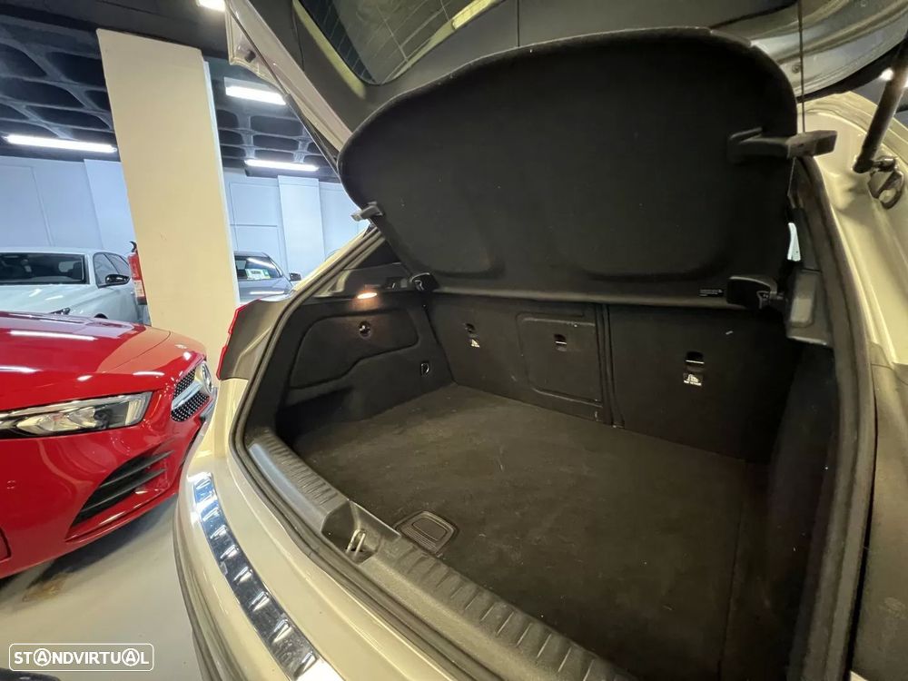 Mercedes-Benz GLA 200 d AMG Line Aut. - 32