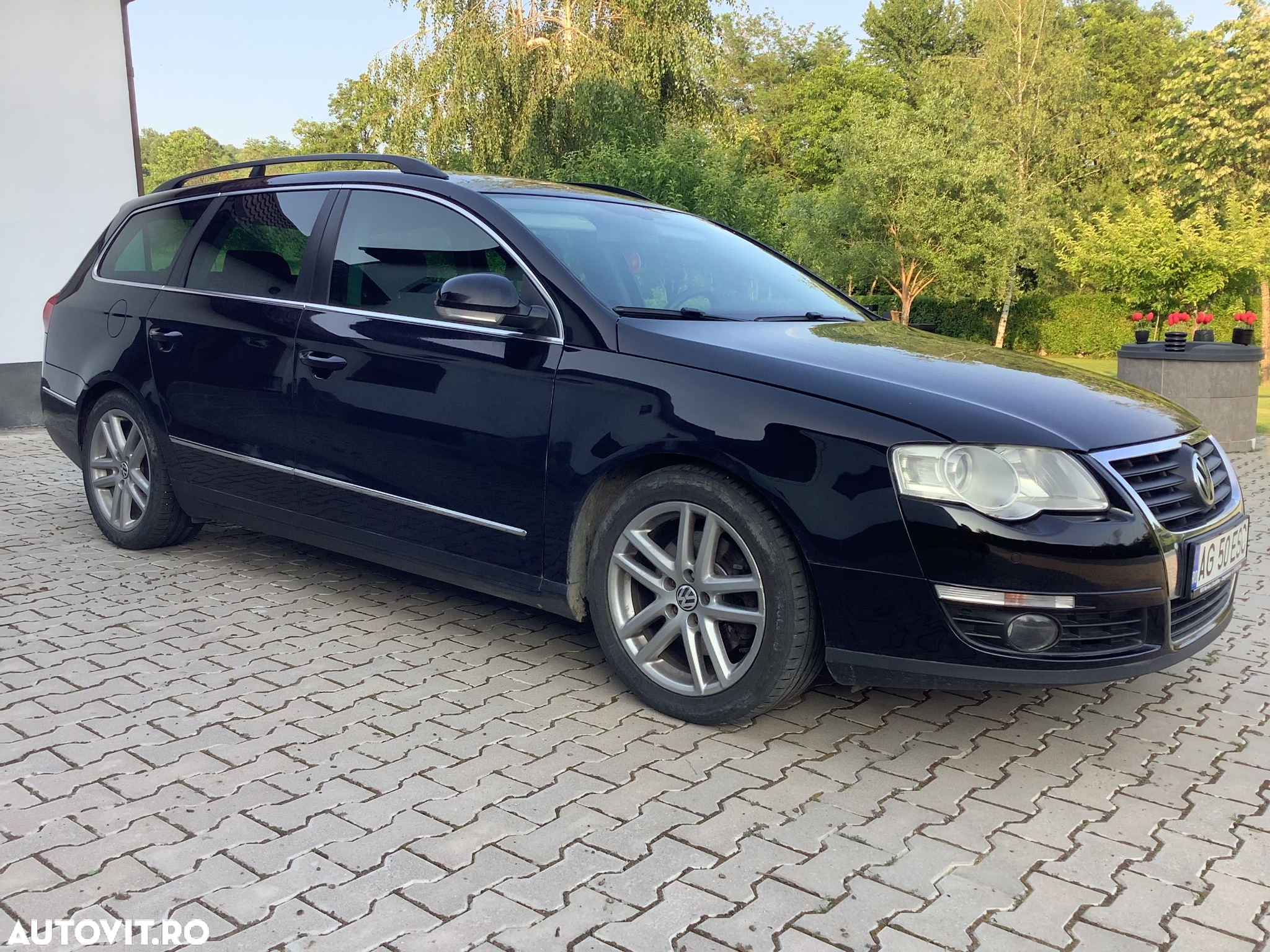 Volkswagen Passat - 2