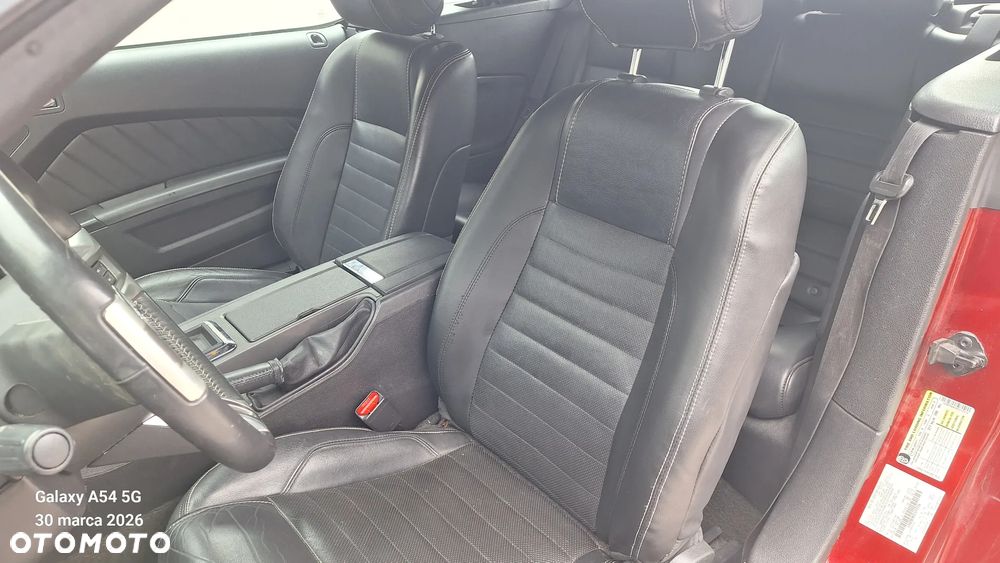 Ford Mustang 3.7 V6 Premium - 12