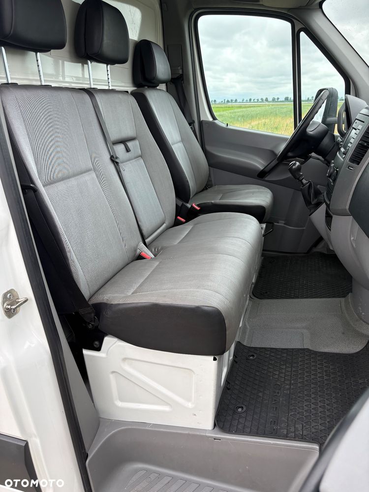 Volkswagen Crafter - 19