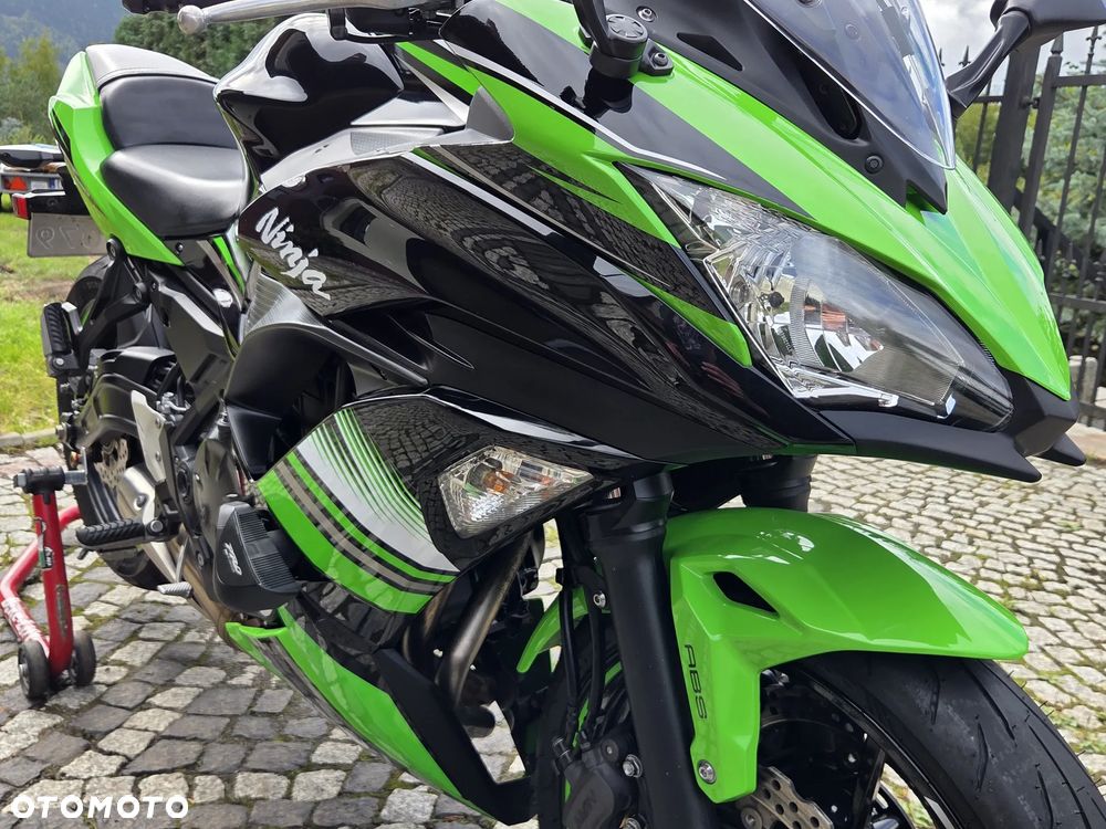 Kawasaki Ninja - 28