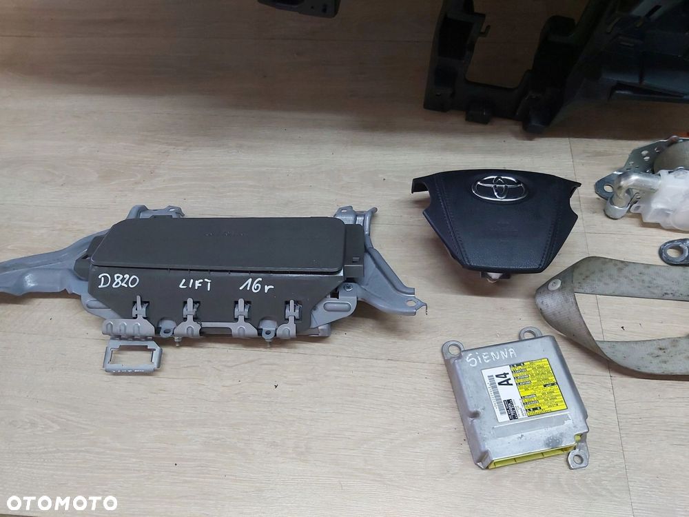 TOYOTA Sienna Lift 16 - 20 rok Deska poduszka kierowcy pas air bag - 5