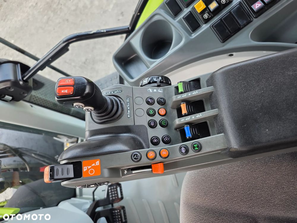 Claas Arion 610 Cis - 12