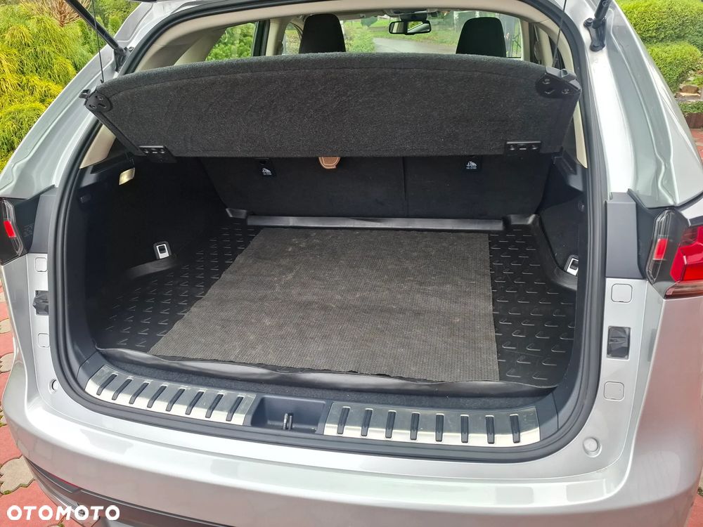 Lexus NX - 23