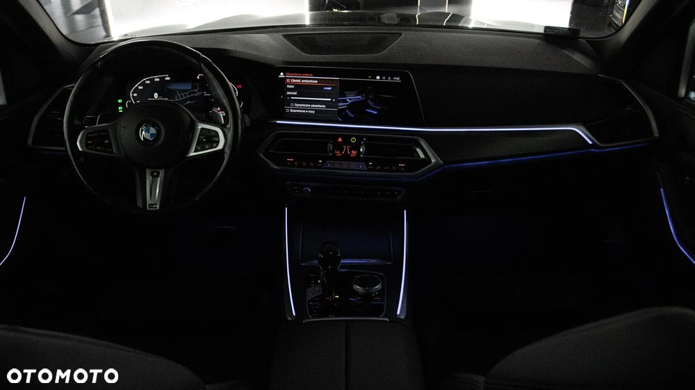 BMW X5 xDrive25d - 37