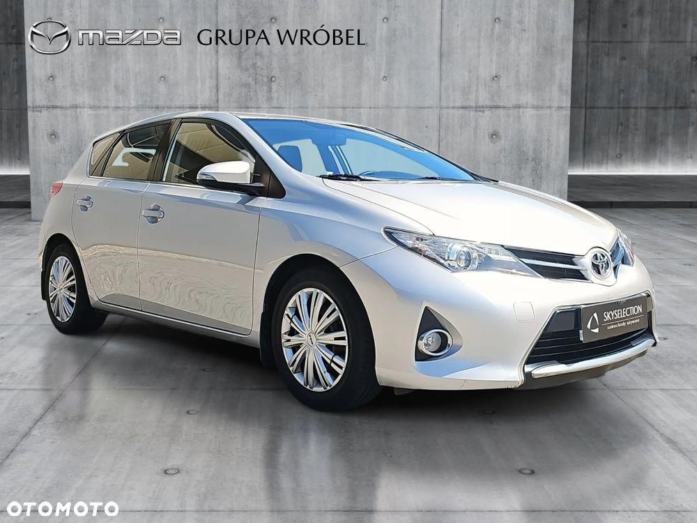 Toyota Auris 1.4 D-4D Premium - 3