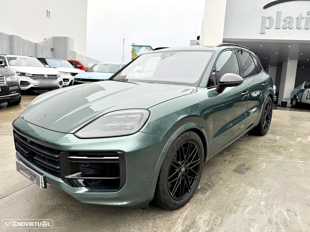 Porsche Cayenne Turbo E-Hybrid - 6