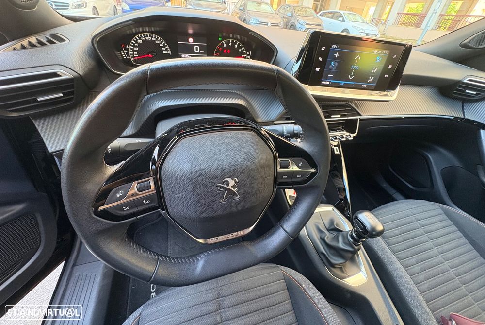 Peugeot 2008 1.2 PureTech Active - 15