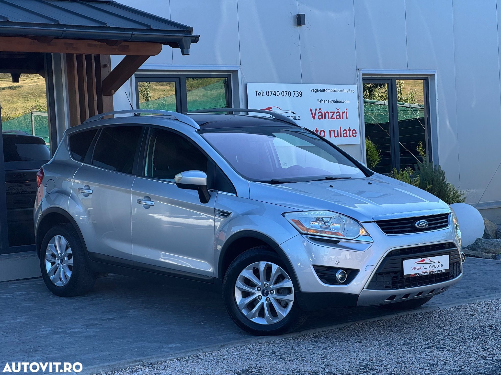 Ford Kuga 2.0 TDCi 4x4 Aut. Titanium - 1