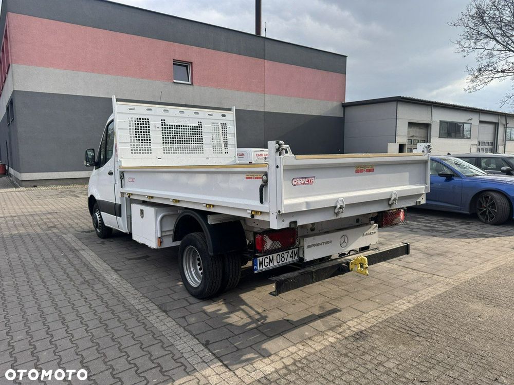 Mercedes-Benz Sprinter - 4